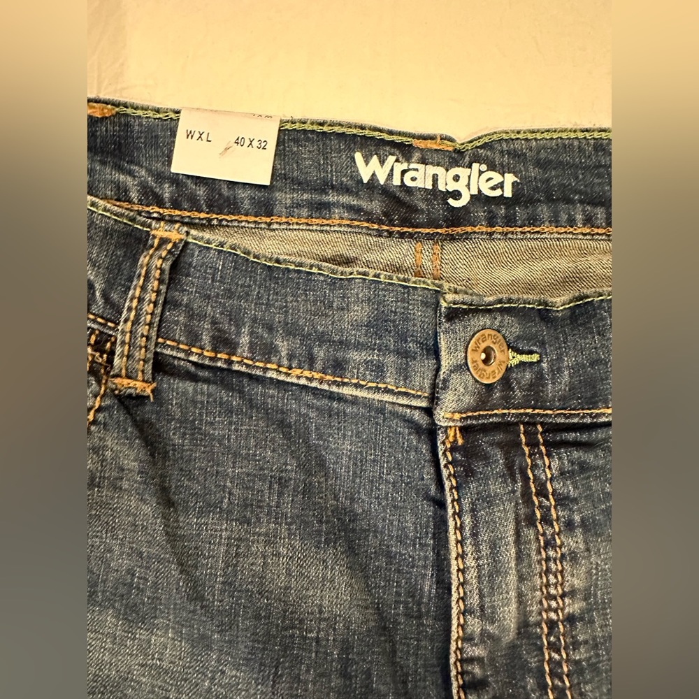 Men’s New Wrangler Jeans 40x32